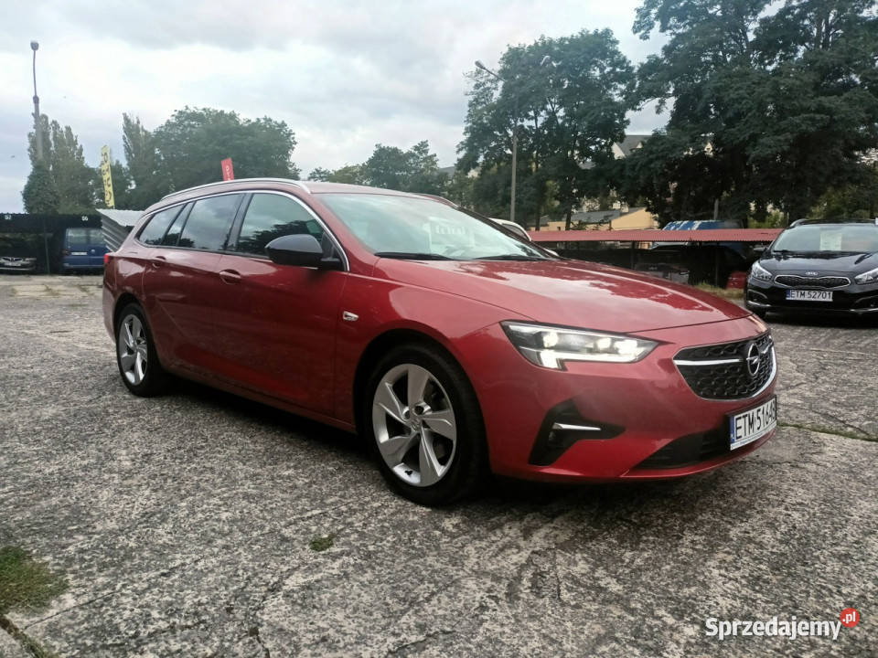Opel Insignia Sports Tourer zadbany bogate Rok produkcji 2021 Tomaszów Mazowiecki sprzedam