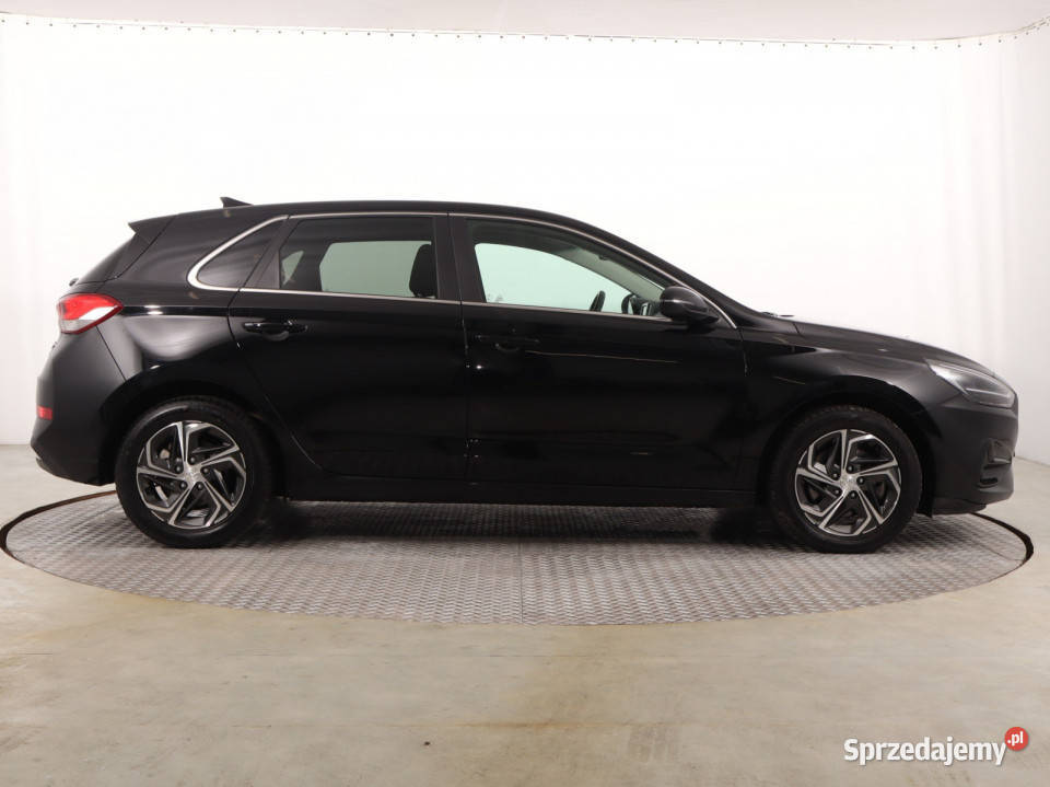Hyundai i30 10 TGDI czujnik parkowania Katowice