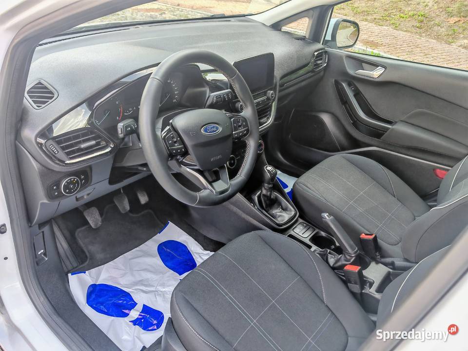 Ford Fiesta Mk8 2018 11 benzyna benzyna świętokrzyskie Ostrowiec Świętokrzyski sprzedam