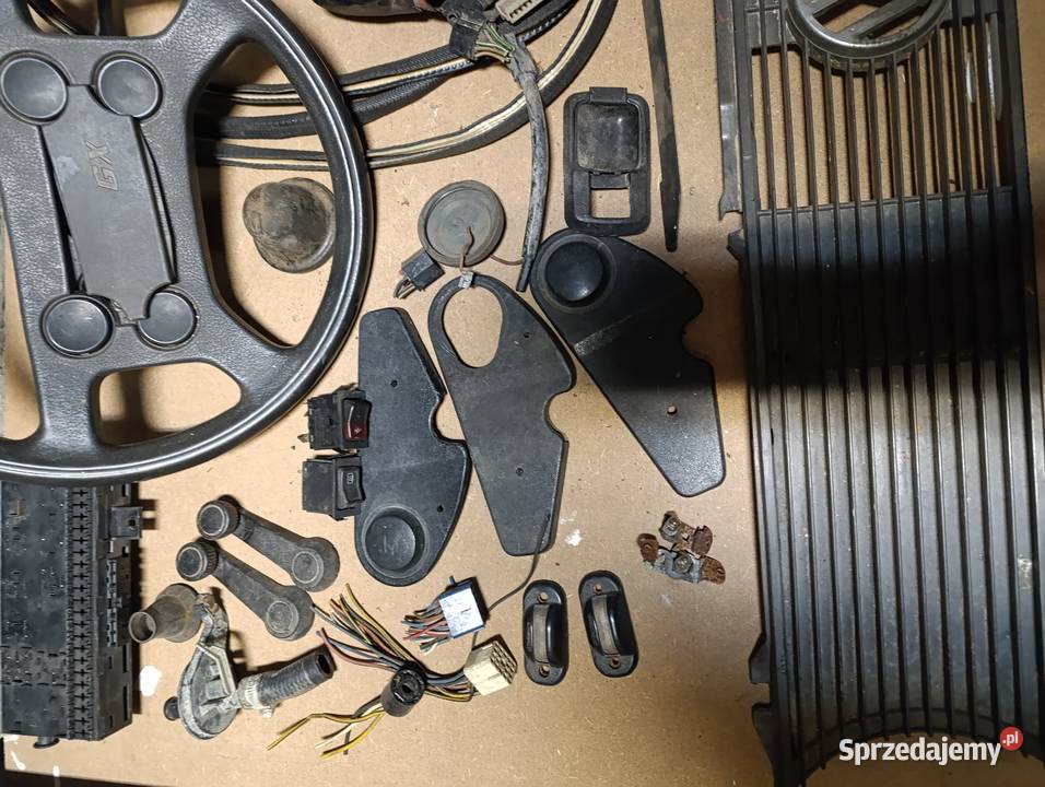 Części golf 1MK1 osobowe Rzeszów sprzedam