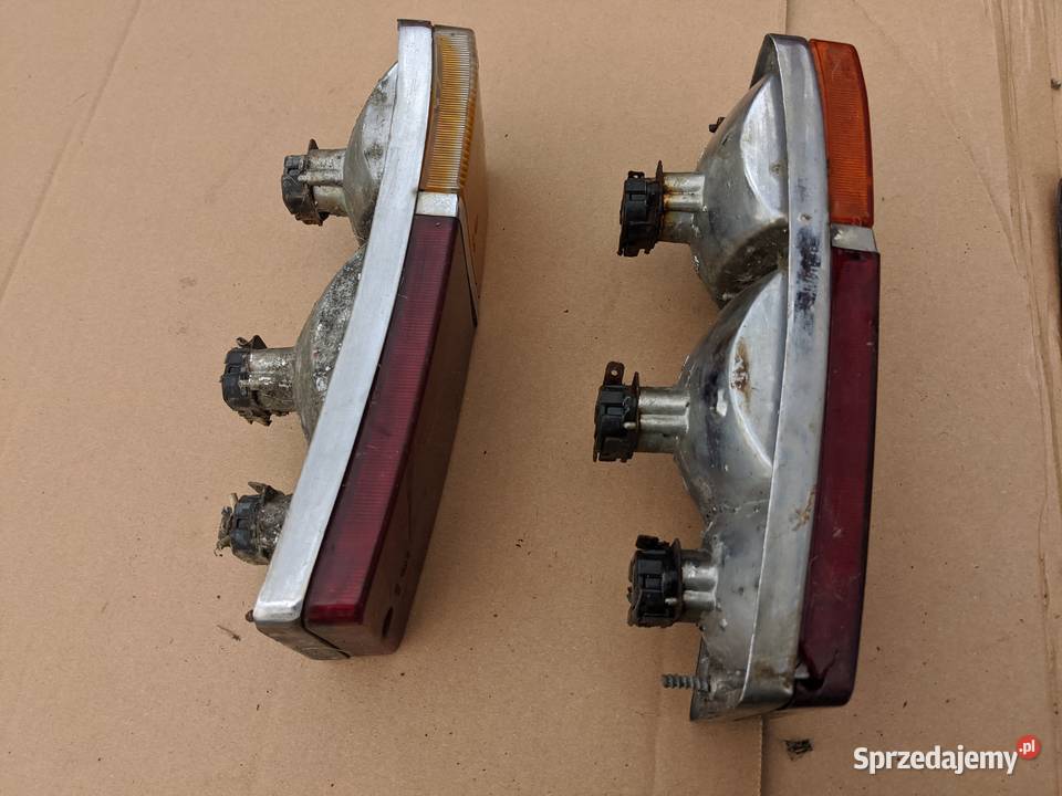 Fiat 125p Kombi lampy tył Stalowa Wola