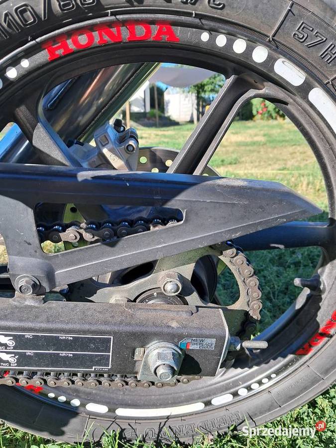 Honda cbr 125 z 2010 roku przebieg34500 na sprzedam