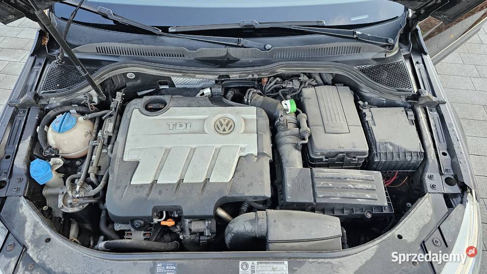 Volkswagen Passat CC 20 TDI 140 BiXenon Tempomat autoalarm CC Grzeczna Panna