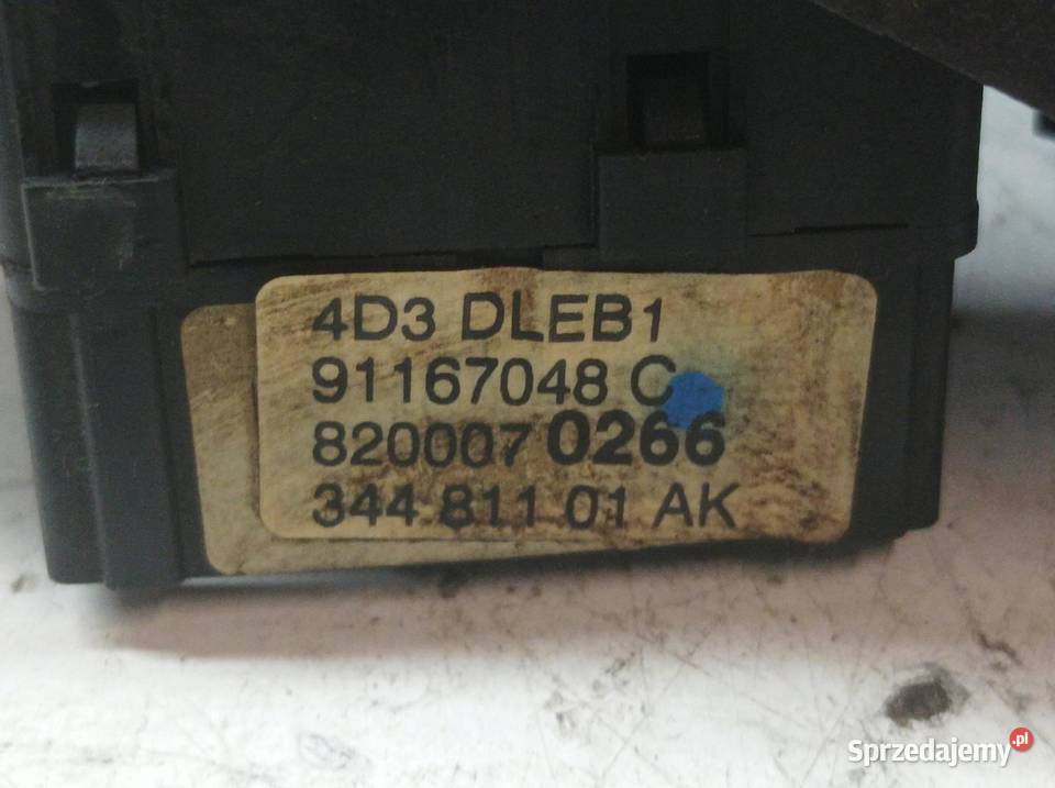 PRZEŁĄCZNIK ZESPOLONY TRAFIC VIVARO 8200070266 Panele sterowania, przełączniki sprzedam