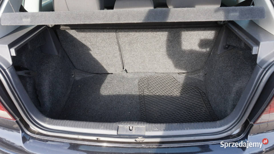 Volkswagen Polo z Niemiec Gwarancja IV FL 80KM sprzedam