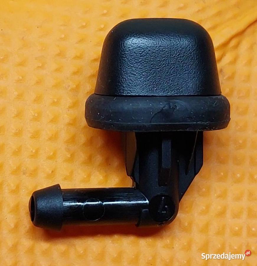 SPRYSKIWACZ SZYBY TYLNEJ CITROEN SAXO 643897