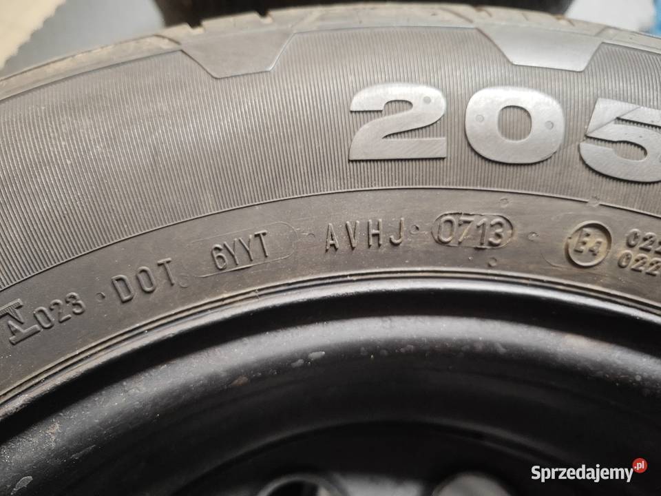 Koła zimowe Continental 4x4 Contact 20570 R15
