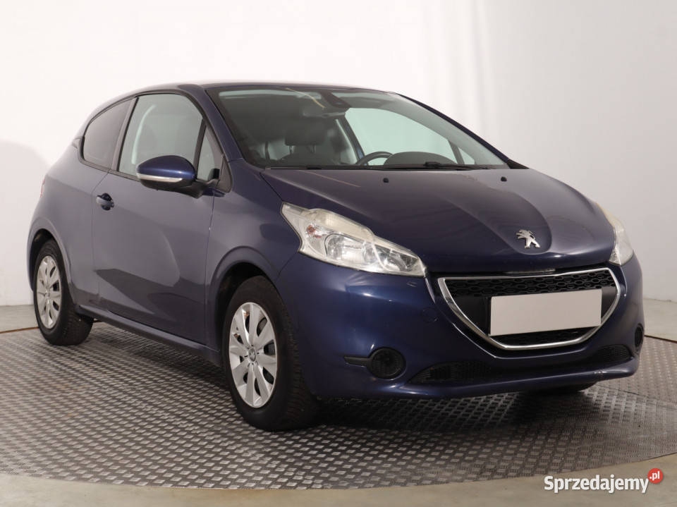 Peugeot 208 10 VTi centralny zamek śląskie
