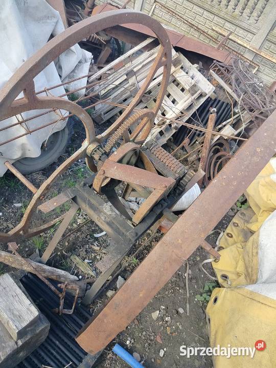 Sprzedam sieczkarnie ręczną zabytek