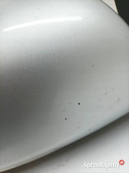 LUSTERKO PRAWE 13PIN EUROPA Skoda Superb II Rok produkcji 2012