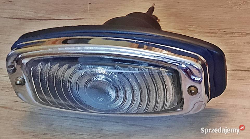Lampa tylna biały szklany klosz Warszawa Syrena Ostrów Wielkopolski