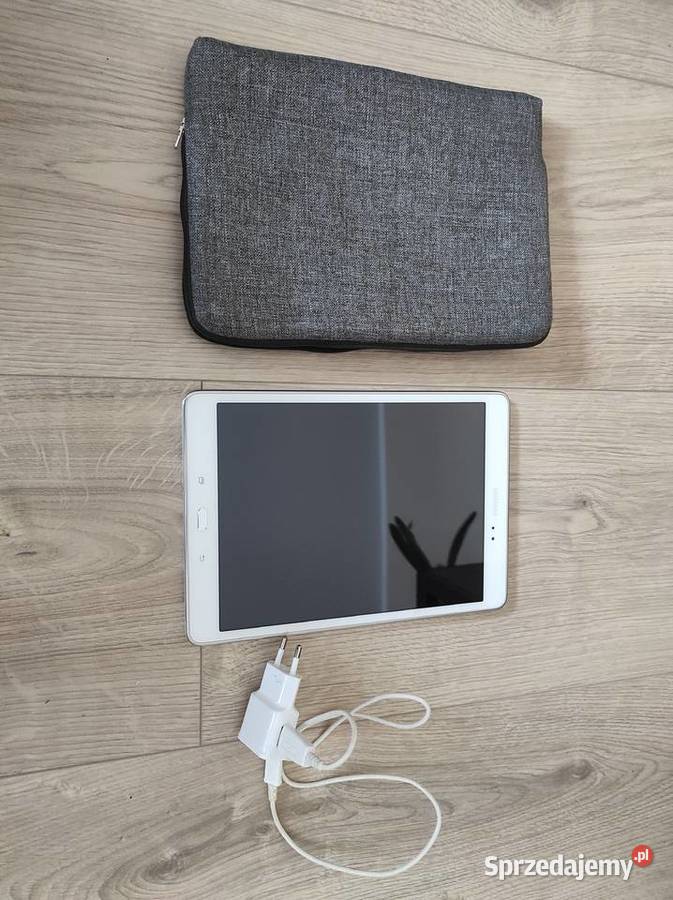 Tablet Samsung SMT550 16GB nowy
