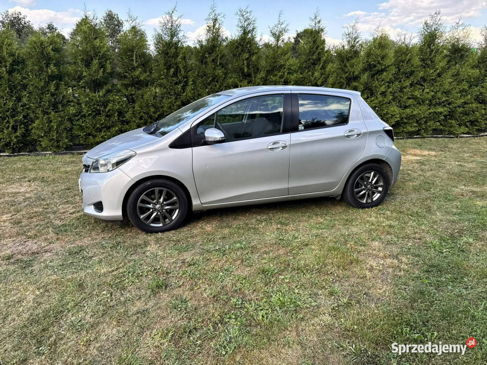 Toyota Yaris 13 VVTi 99 BG Kamera Cofania Navi VAT marża Yaris Bliżyn sprzedam