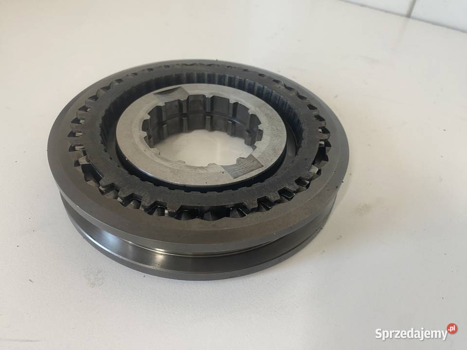 SYNCHRONIZATOR SJ14547RE258107 JOHN DEERE 5100ML sprzedam