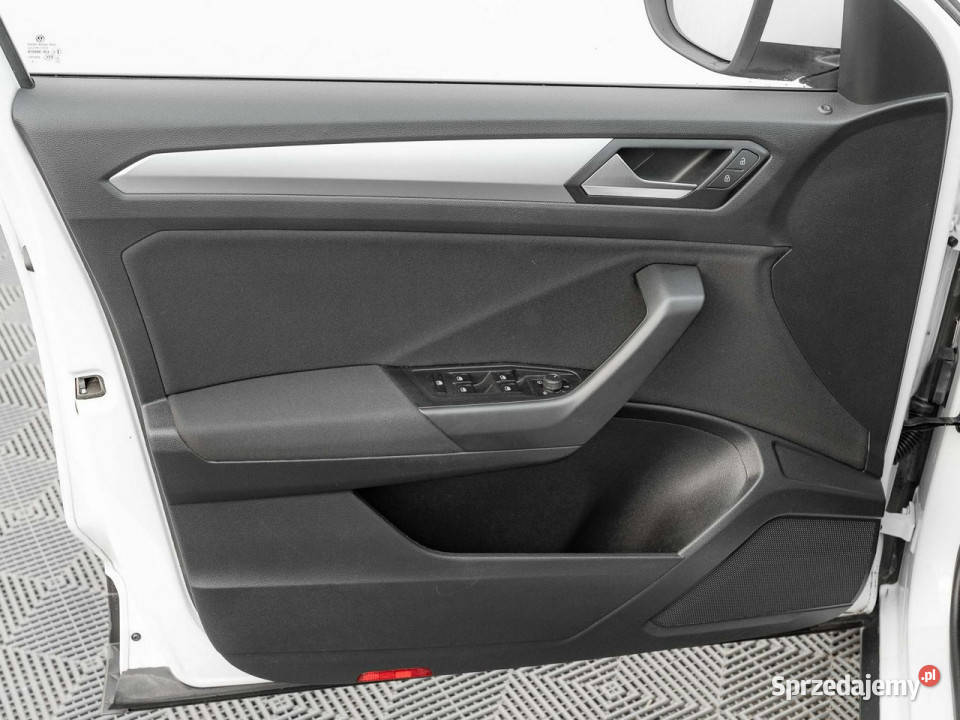 Volkswagen TRoc DW8WC5815 TSI Life Podgrzf Kcof elektryczne lusterka Gdańsk