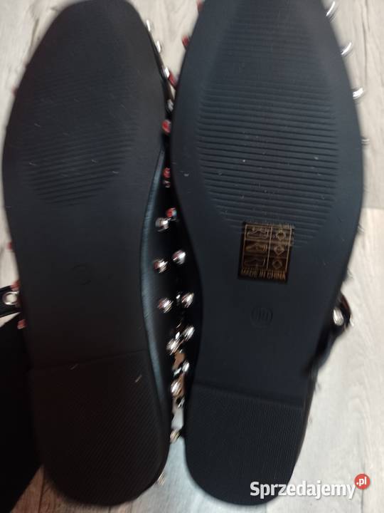 3940 Czarne bogato zdobione baleriny wieczorowe Kraków