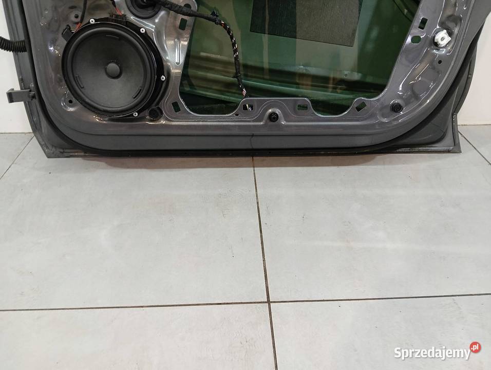 DRZWI PRAWE PRZÓD Skoda Superb IV 2023 osobowe