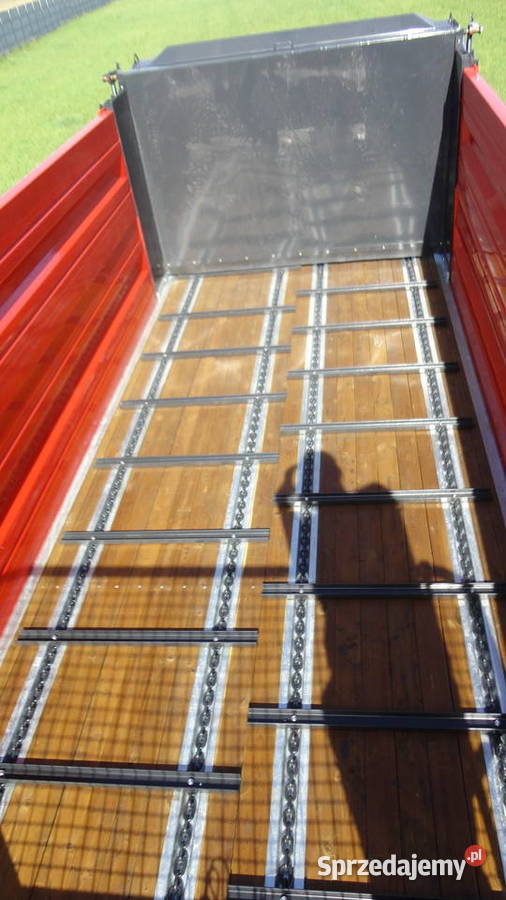 Rozrzutnik obornika MetalFach N2801 8t otwierane