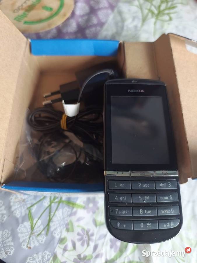 Nokia Asha 300 Touch and Type Nokia Legnica