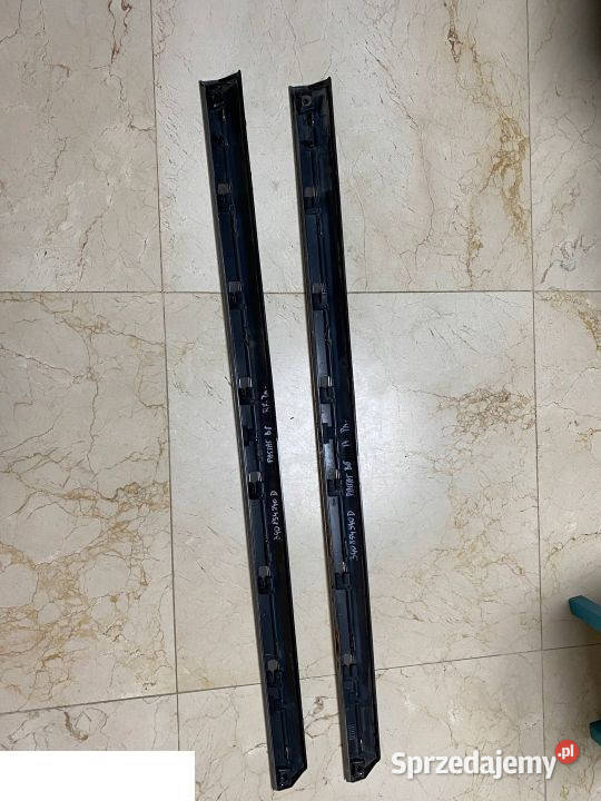 VW PASSAT B8 LISTWA DRZWI PRAWA PRZEDNIA
