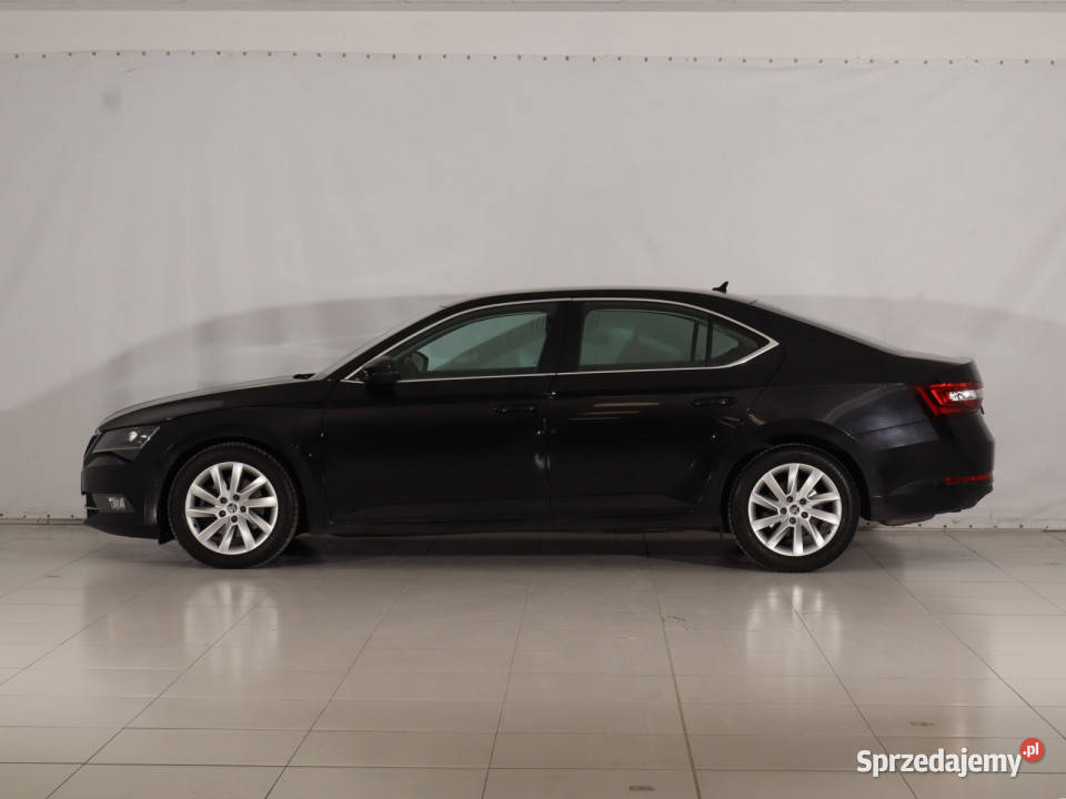 Skoda Superb 20 TSI Rok produkcji 2016 Piaseczno