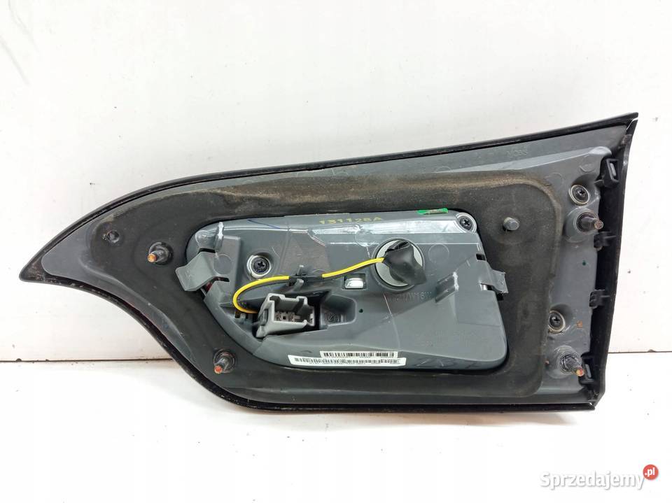 LAMPA TYŁ W KLAPĘ LEWA 68102921AB Jeep Cherokee Rok produkcji 2014