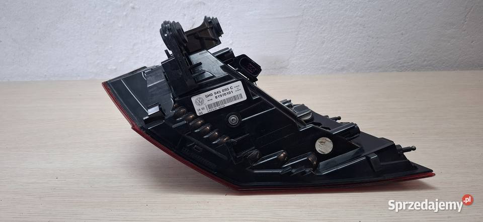 Lampa Tył VW GOLF VIII osobowe Sandomierz