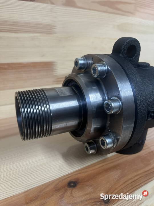 Złącze obrotowe do oleju termicznego