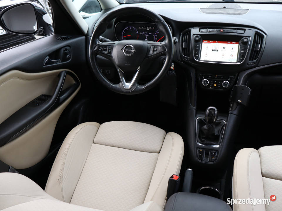 Opel Zafira Tourer 14 Turbo światła do jazdy dziennej Bielany Wrocławskie