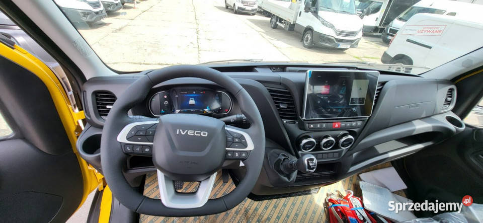 Iveco Daily 35S18A8H V Laweta Platforma 4900 X ABS Szczecinek