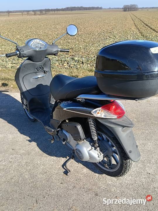 Skuter Piaggio Liberty 125 Rok produkcji 2011 Gostomia