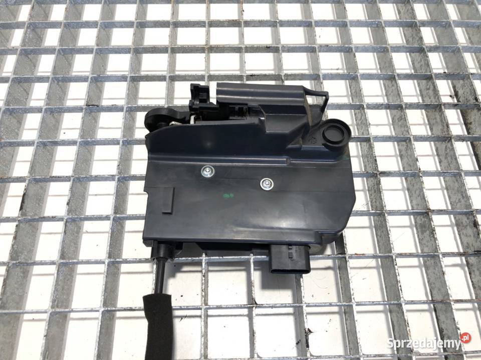 ZAMEK DRZWI PRAWY PRZÓD IVECO DAILY VI Bus osobowe Zamki, wkładki i kluczyki sprzedam