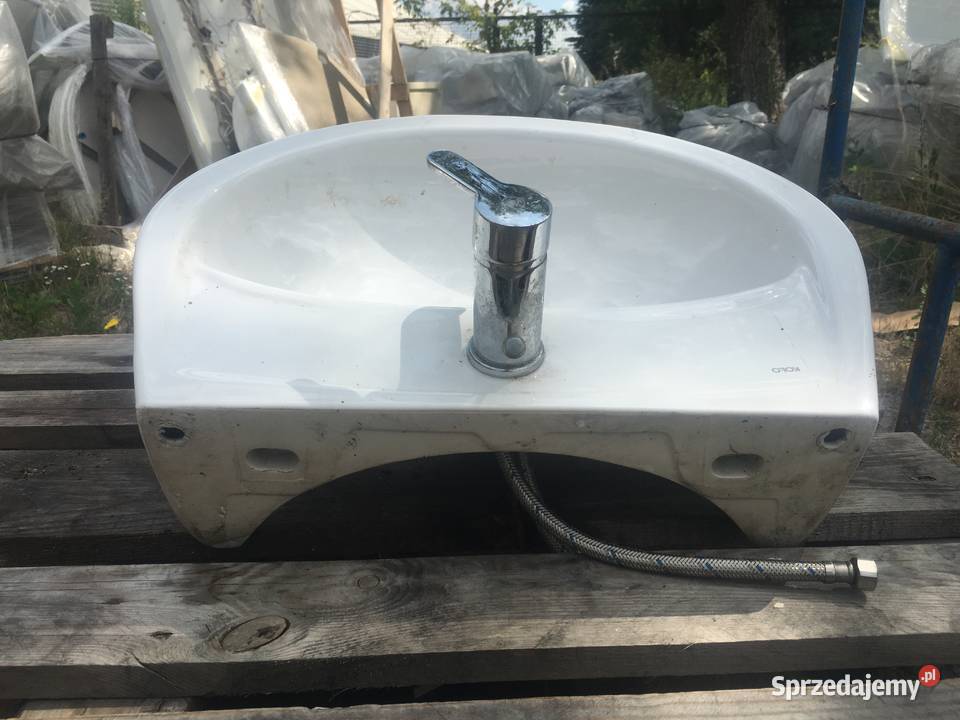 Umywalka wisząca 55x42 firmy KOŁO z baterią KFA Reguły sprzedam