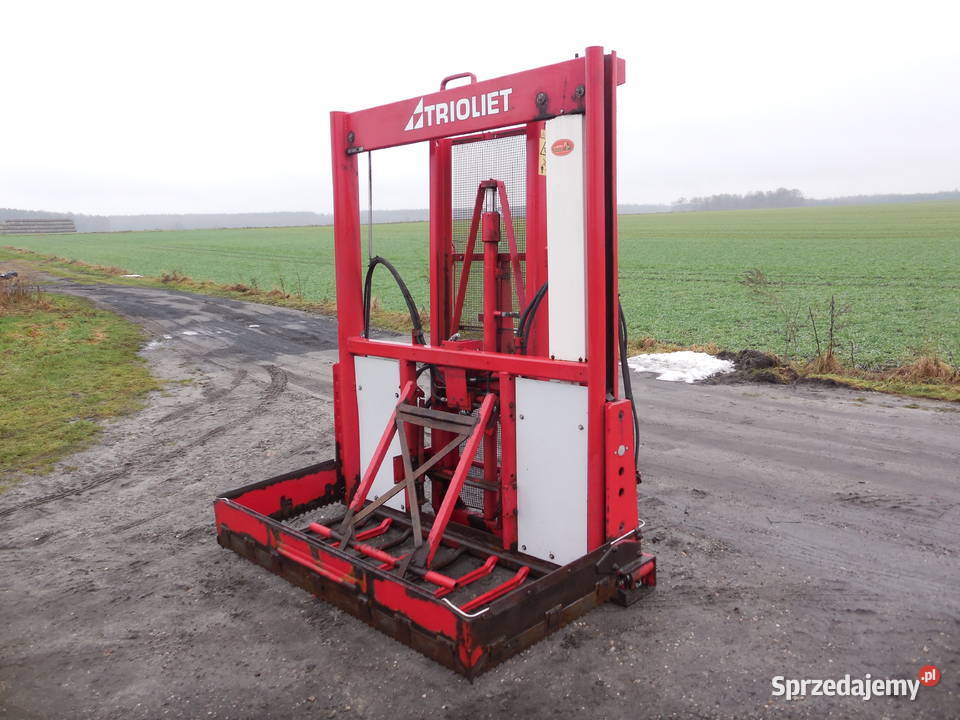 Wycinak Wybierak do kiszonki TRIOLIET TU 145 Lubliniec