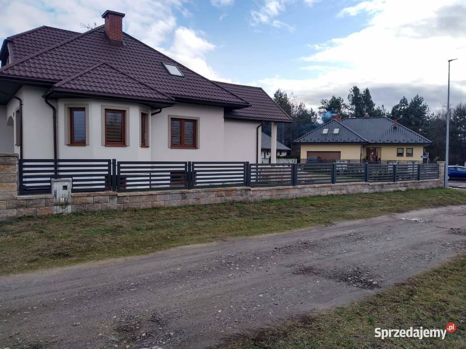 Schody na konstrukcji stalowej ogrodzenia Rzeszów