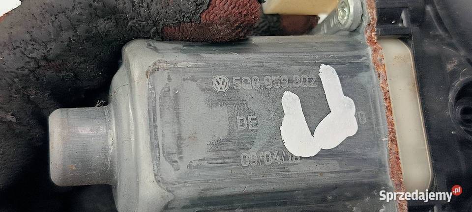 PODNOŚNIK SZYBY PP SKODA OCTAVIA III 5E0837462B