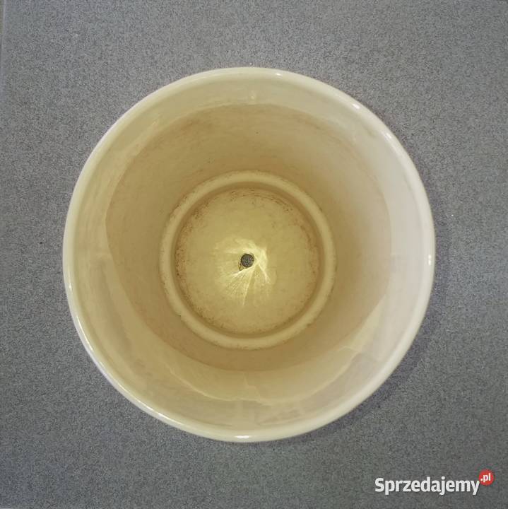 Doniczki ceramiczne używane różne