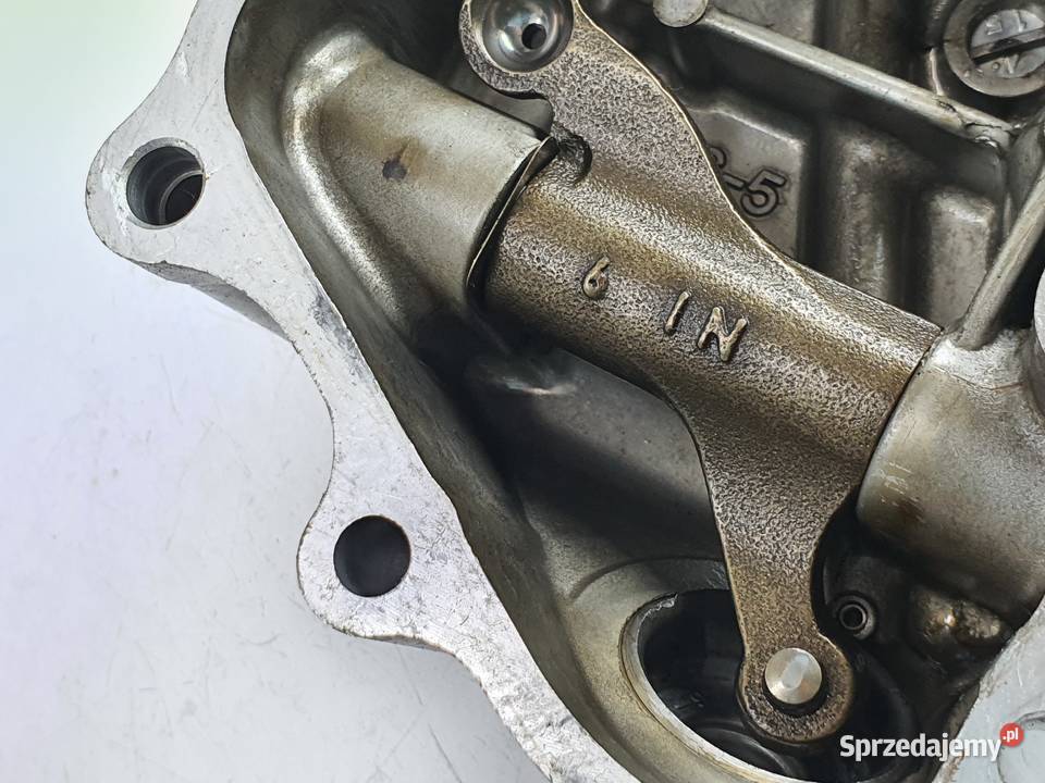 Pokrywa Zaworow Dekiel Dzwigienka Honda Trx 250 Cylindry, głowice, pierścienie