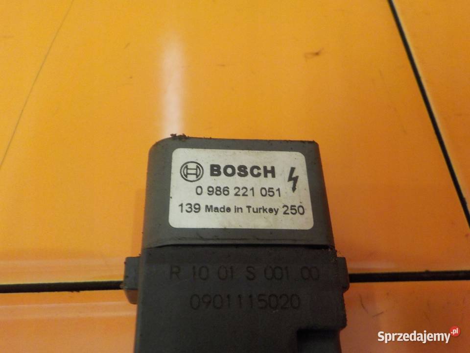 AUDI TT 32 VR6 05r 250 BHE cewka zaplonowa mazowieckie Suków