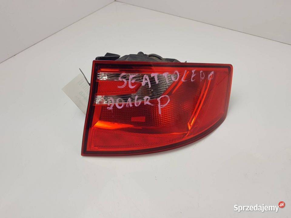LAMPA PRAWA TYŁ 6JH945096E SEAT TOLEDO IV Lipno
