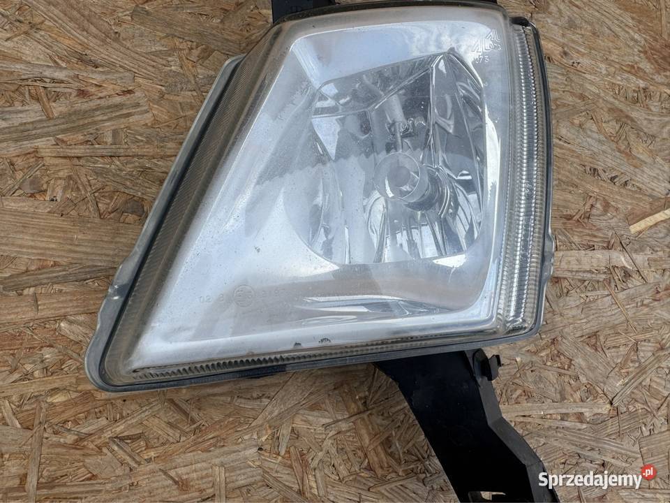 Halogen lewy lh peugeot 407 42170748 42170748SX Lampy przeciwmgielne Międzychód