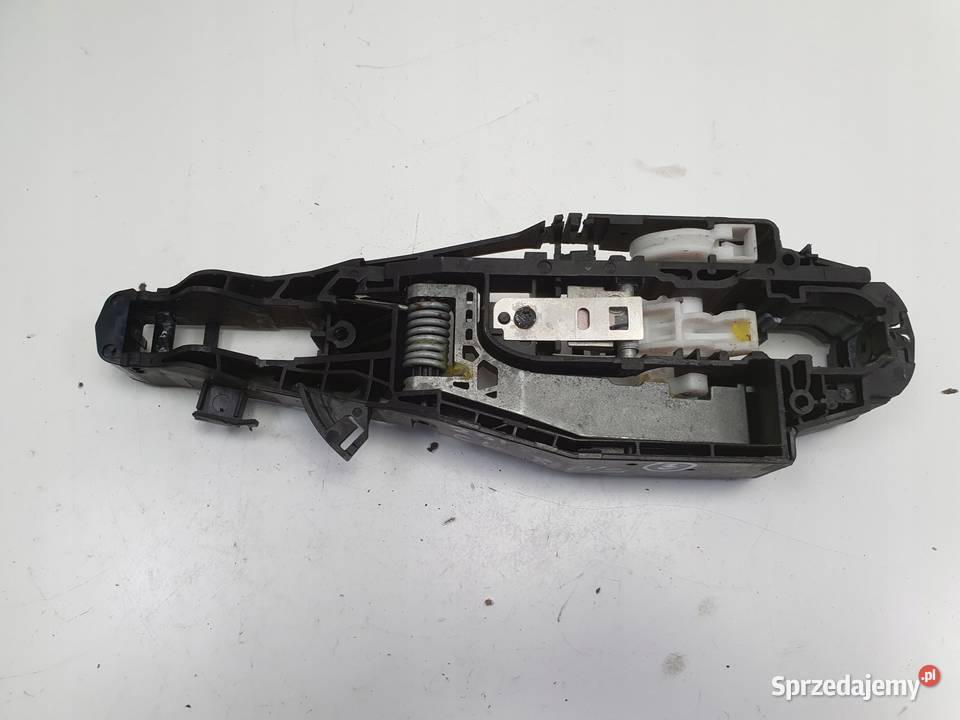 Citroen C4 II STELAŻ KLAMKI DRZWI lewy tył Janów sprzedam