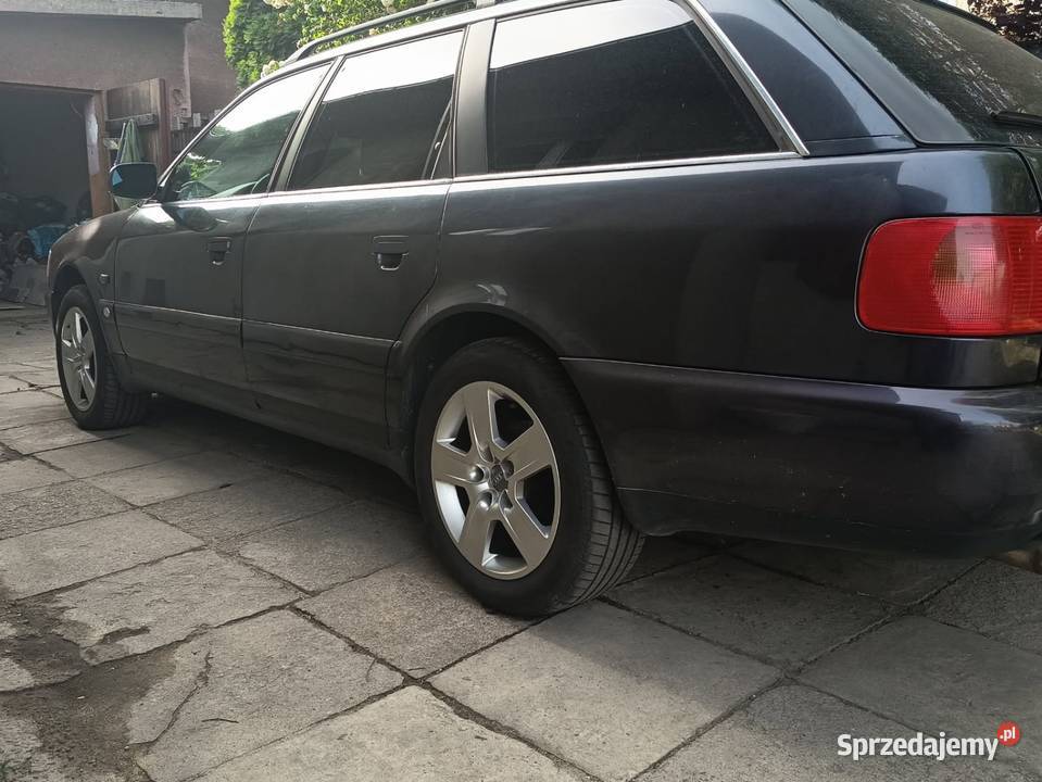 Audi A6 C4 Avant 26 V6 benzyna 1994r łódzkie sprzedam