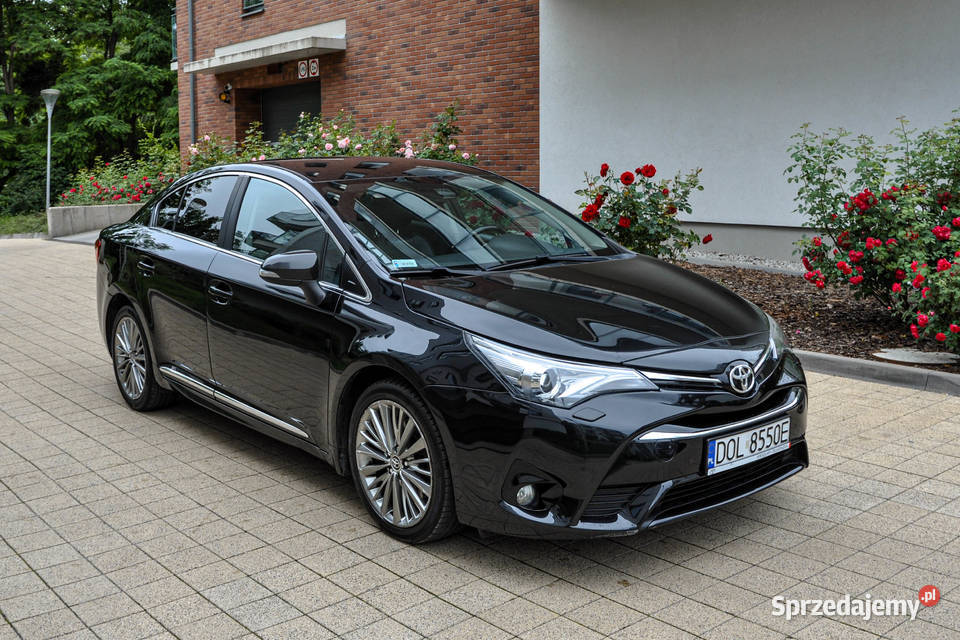 Toyota Avensis 20d 143 Salon 1 właściciel Lift