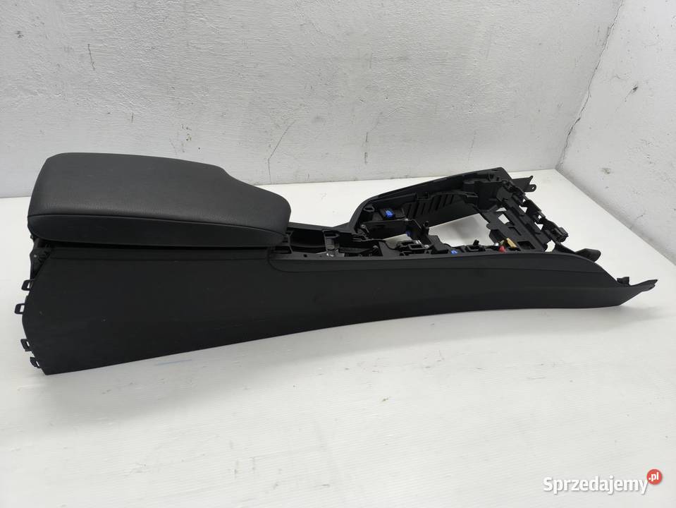 PODŁOKIETNIK TUNEL SRODKOWY BMW F30 F31 LIFT wielkopolskie