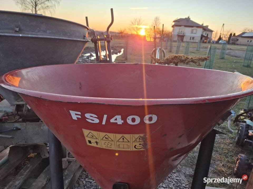 Sprzedam rozsiewacz do nawozu lejek 400l jarmet Trzcinica