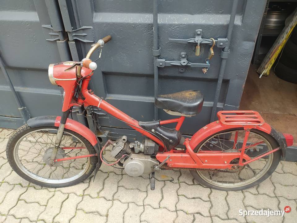 Motorower ŻAK uszkodzony