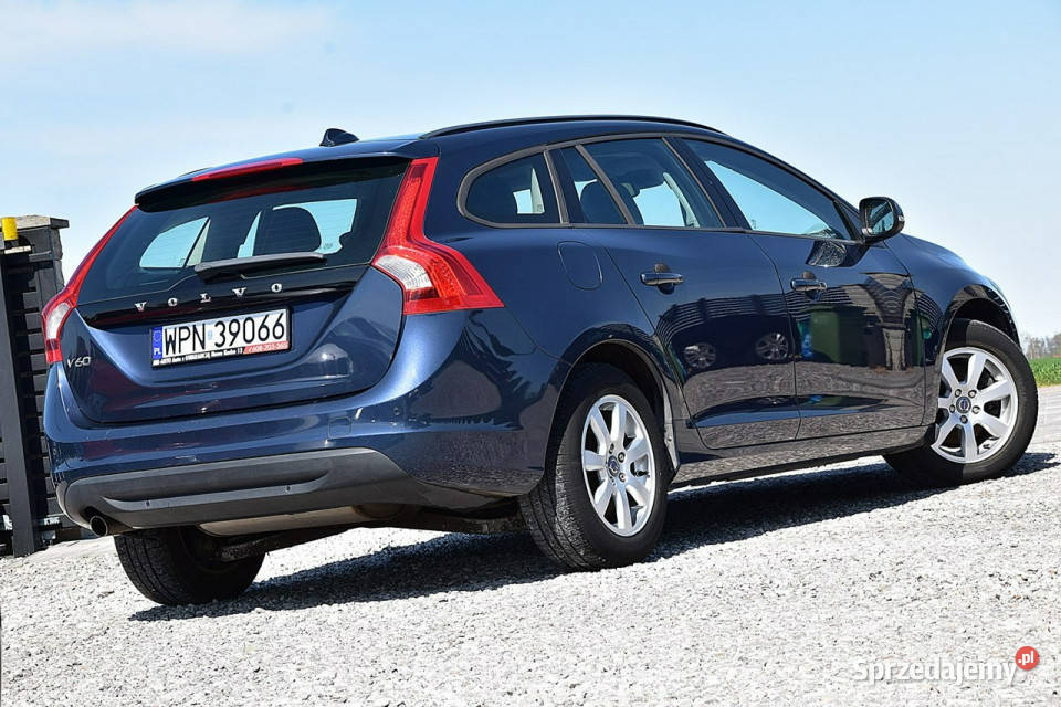 Volvo V60 16d2 115 Navi Alu Półskóra Gwarancja I Kombi Nowe Kucice