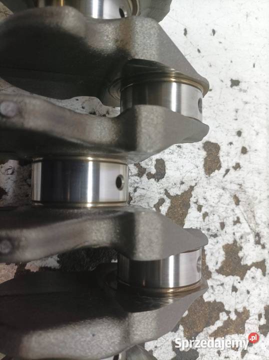 WAŁ KORBOWY 16 E HDI Peugeot 308 II 2014 Blok silnika świętokrzyskie sprzedam