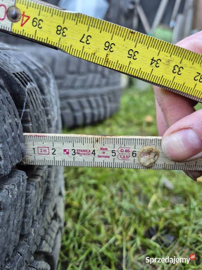 4 sztuki stalowych koł z oponami